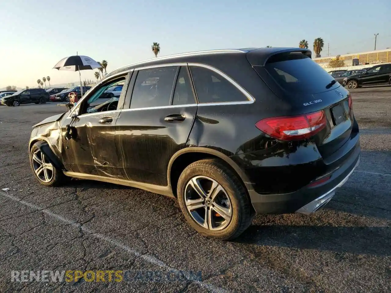 2 Фотография поврежденного автомобиля WDC0G4JB3KF592796 MERCEDES-BENZ GLC-CLASS 2019