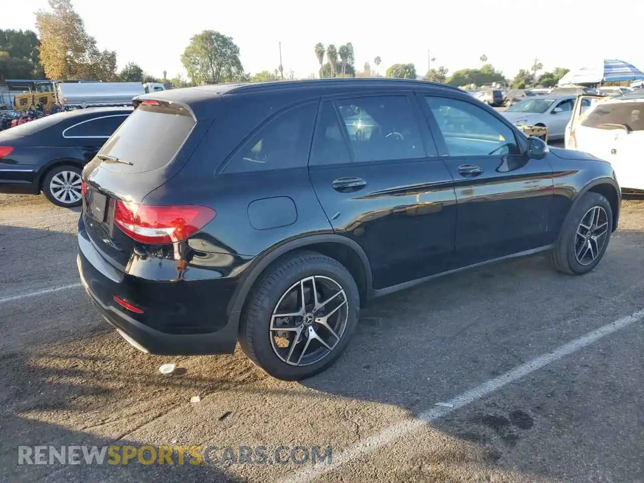 3 Photograph of a damaged car WDC0G4JB5KV128527 MERCEDES-BENZ GLC-CLASS 2019