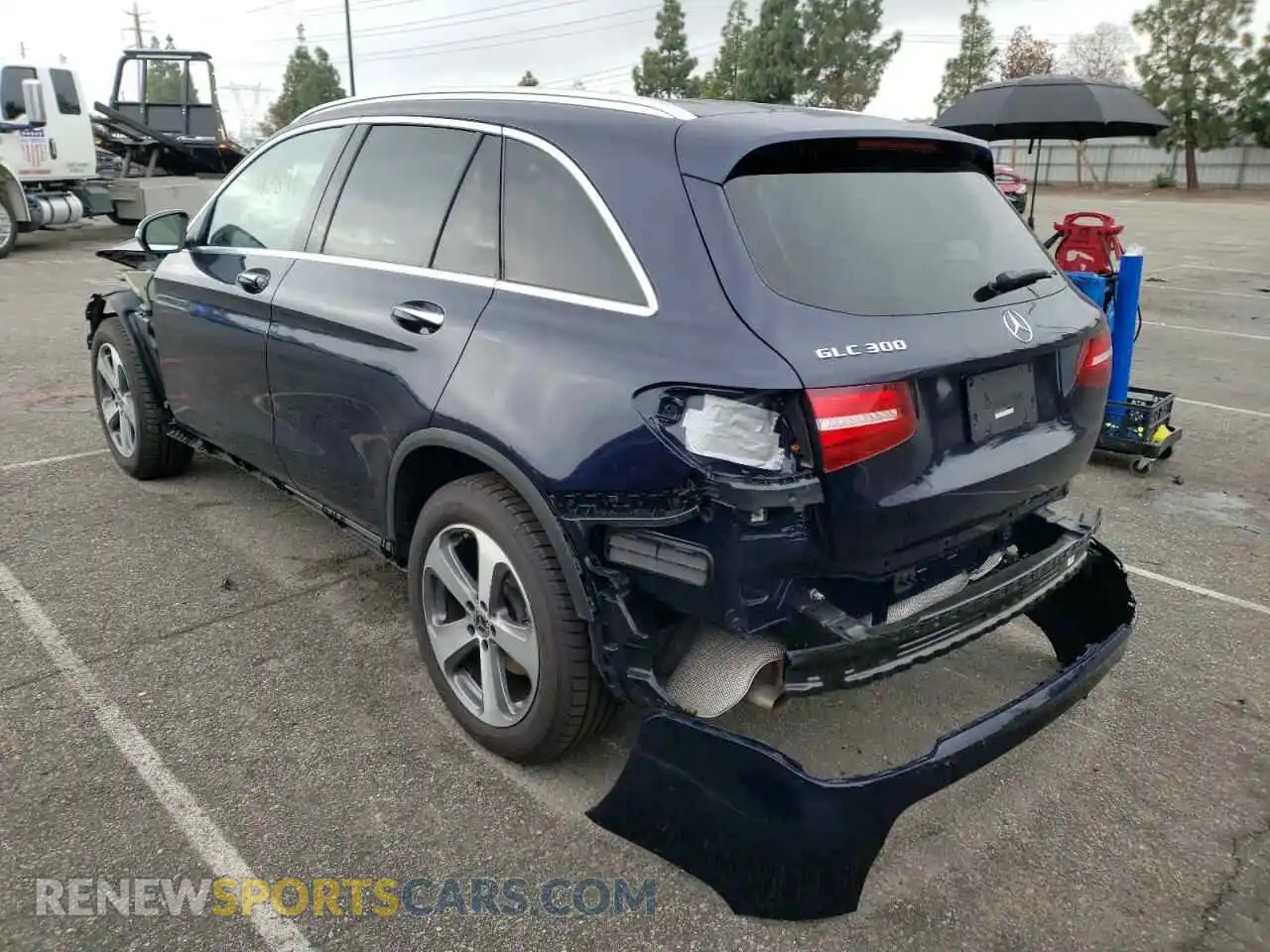 2 Photograph of a damaged car WDC0G4JB6KF570050 MERCEDES-BENZ GLC-CLASS 2019