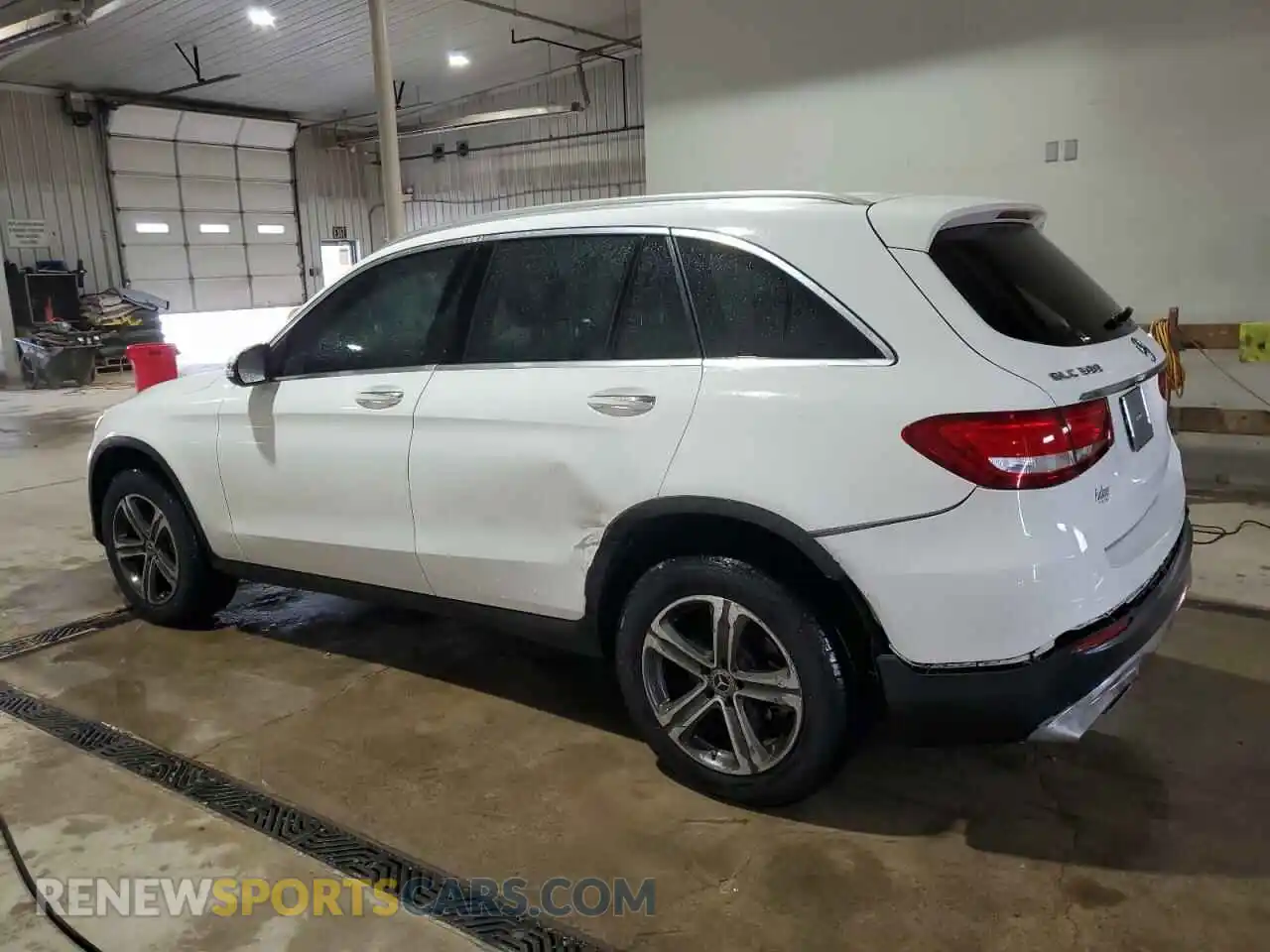 2 fotografías del automóvil dañado WDC0G4KB0KV164558 MERCEDES-BENZ GLC-CLASS 2019