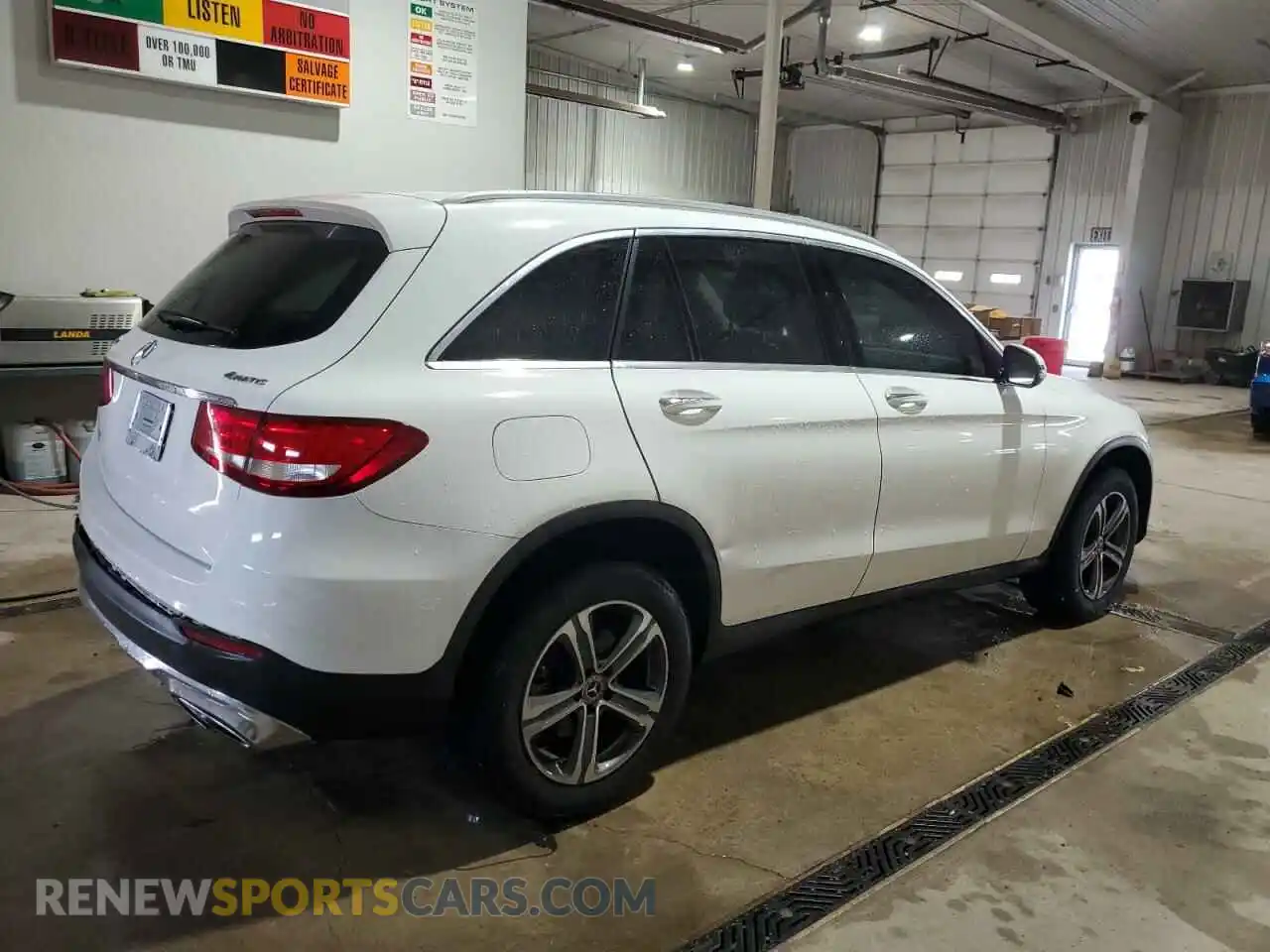 3 fotografías del automóvil dañado WDC0G4KB0KV164558 MERCEDES-BENZ GLC-CLASS 2019
