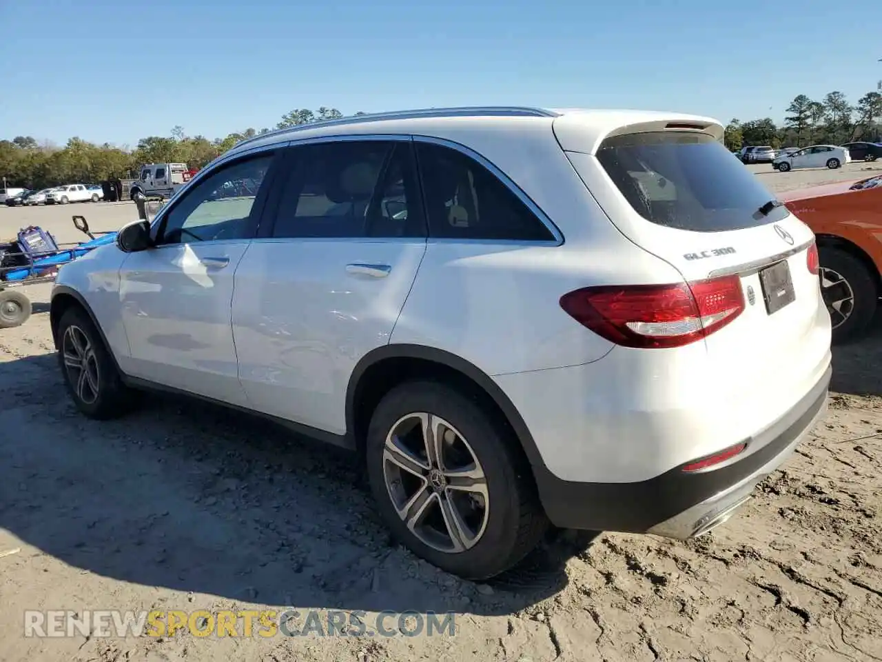 2 Photograph of a damaged car WDC0G4KB1KV196807 MERCEDES-BENZ GLC-CLASS 2019