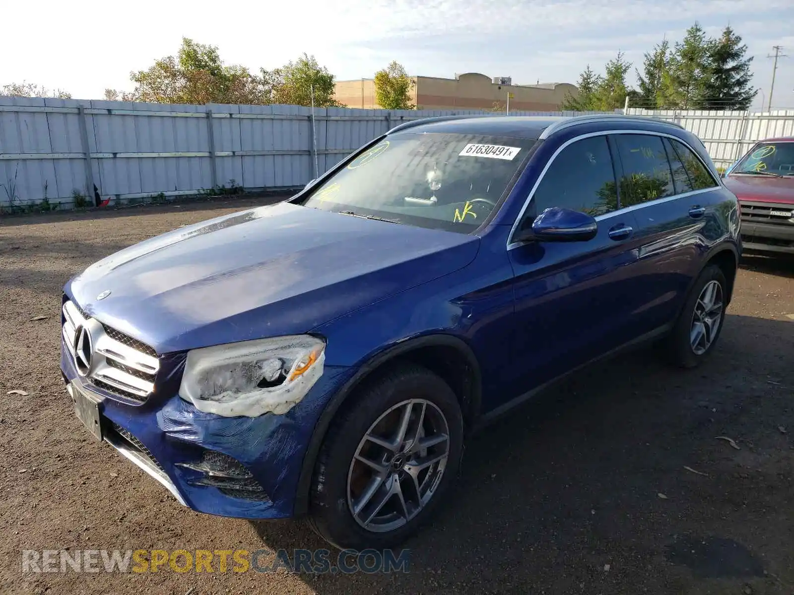 2 fotografías del automóvil dañado WDC0G4KB2KV140035 MERCEDES-BENZ GLC-CLASS 2019