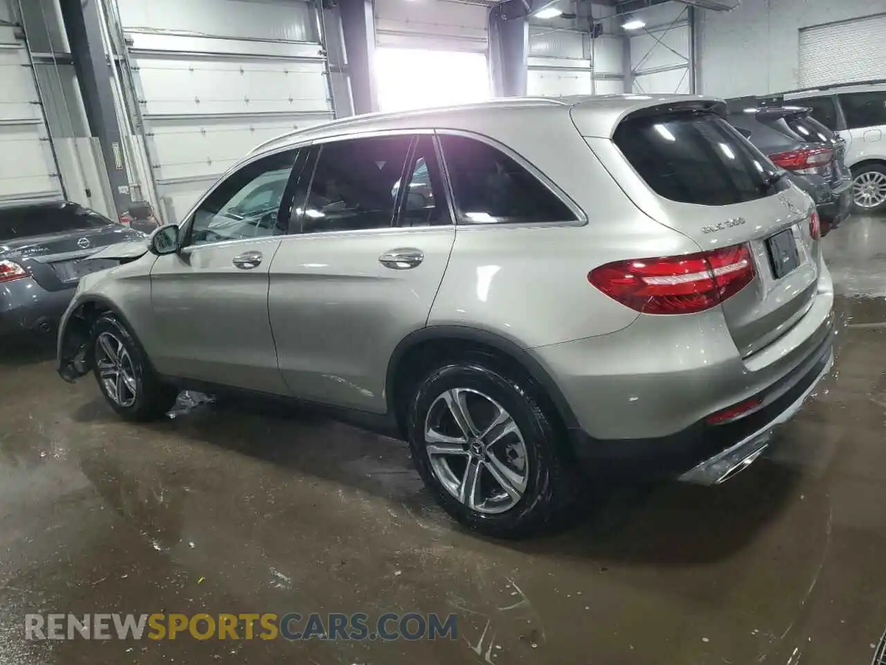 2 Photograph of a damaged car WDC0G4KB3KF639937 MERCEDES-BENZ GLC-CLASS 2019