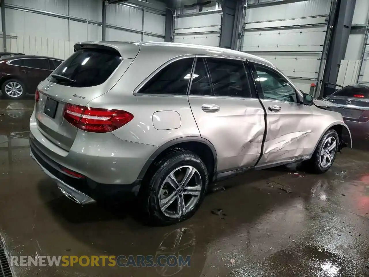 3 Photograph of a damaged car WDC0G4KB3KF639937 MERCEDES-BENZ GLC-CLASS 2019
