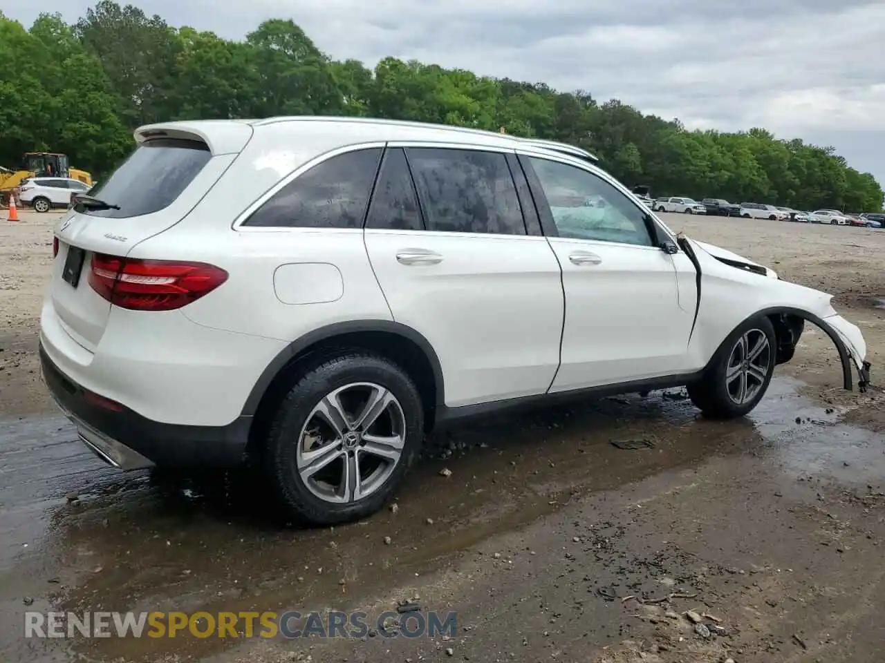 3 Photograph of a damaged car WDC0G4KB4KF597276 MERCEDES-BENZ GLC-CLASS 2019