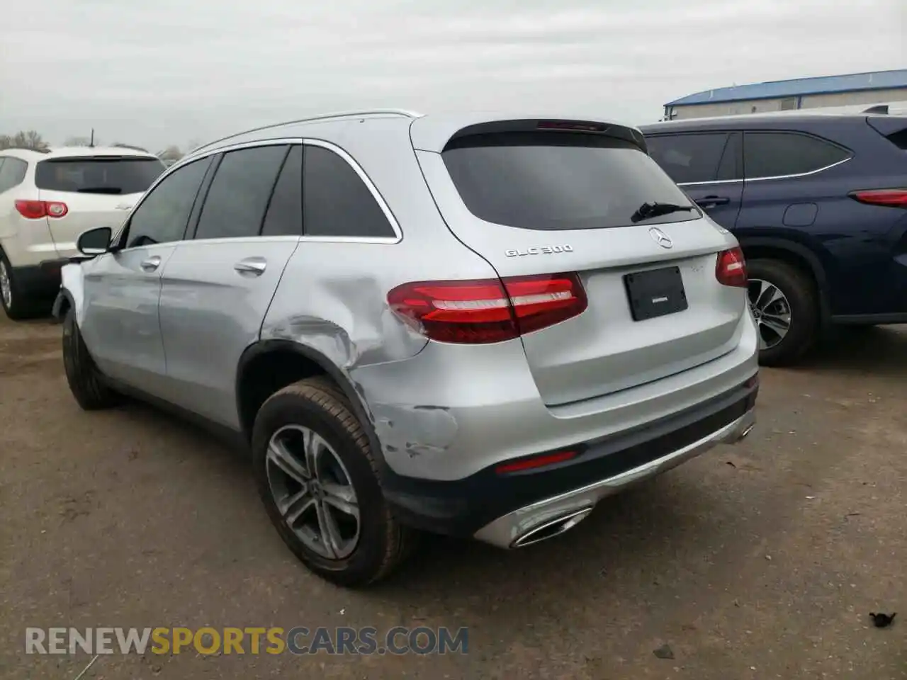 3 Photograph of a damaged car WDC0G4KB5KV190976 MERCEDES-BENZ GLC-CLASS 2019