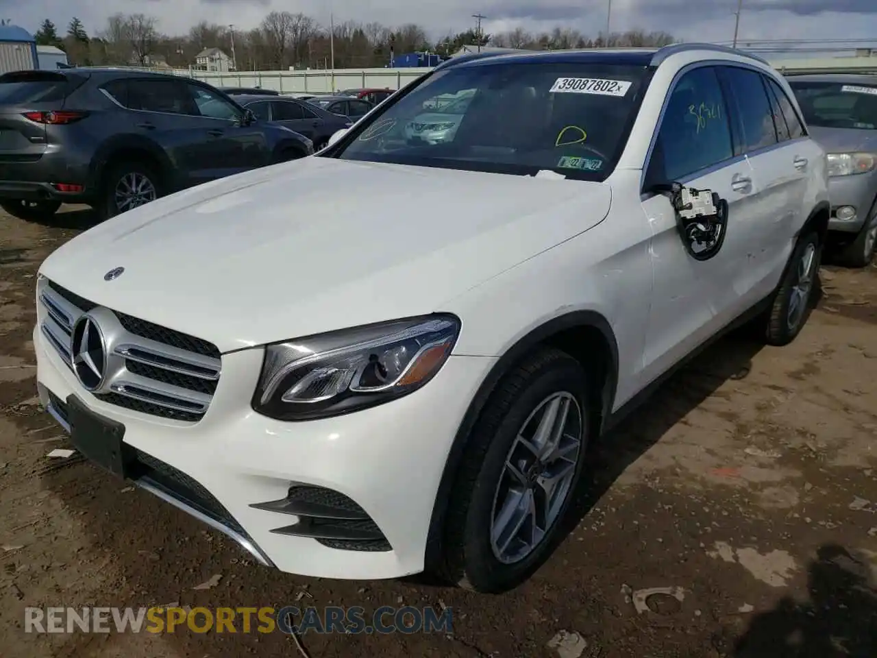 2 fotografías del automóvil dañado WDC0G4KB6KV128793 MERCEDES-BENZ GLC-CLASS 2019