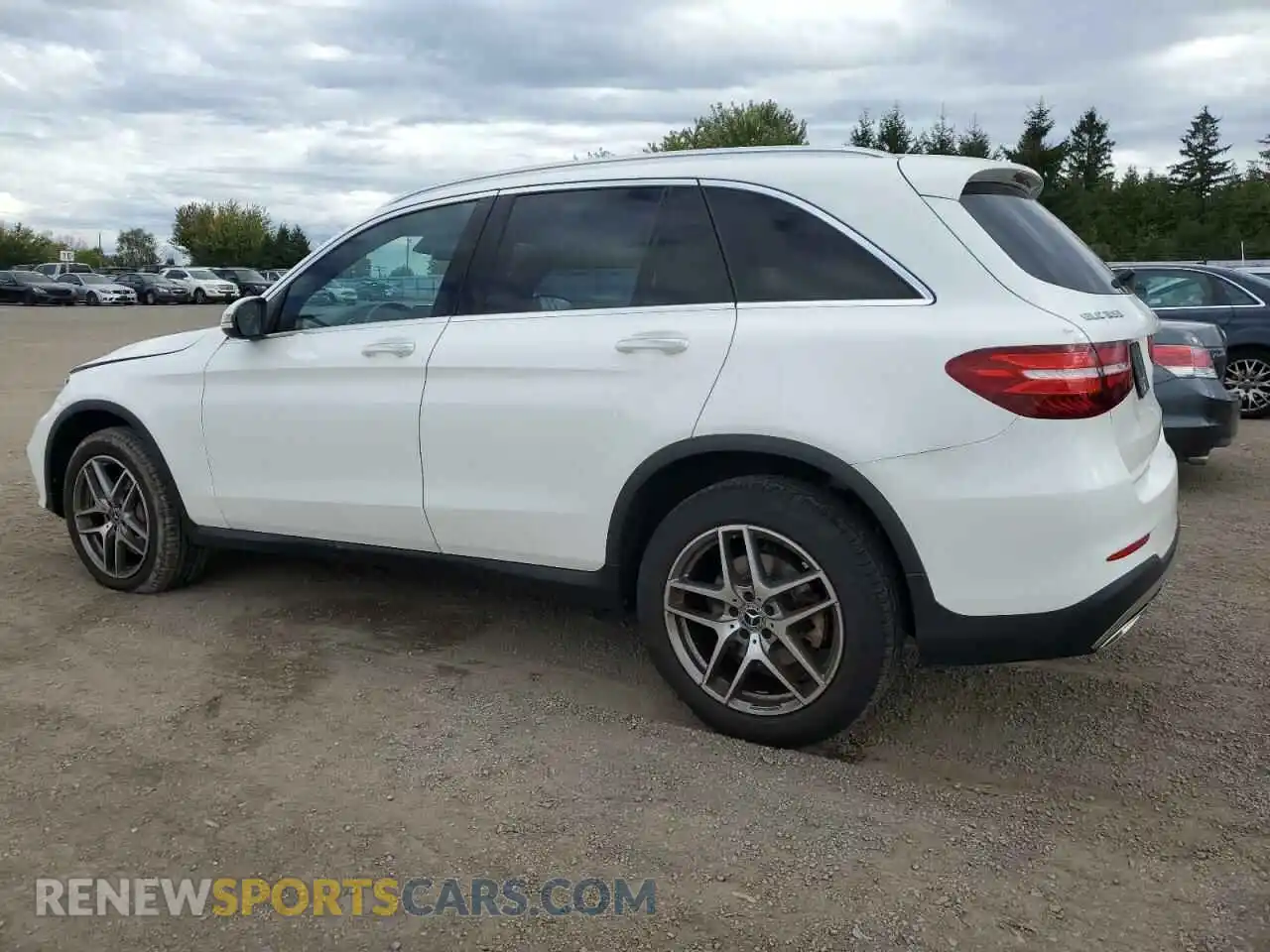 2 Photograph of a damaged car WDC0G4KB7KV183382 MERCEDES-BENZ GLC-CLASS 2019