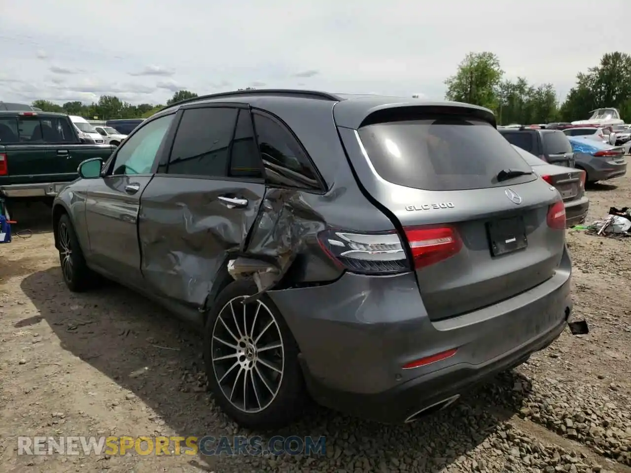 3 Photograph of a damaged car WDC0G4KB8KV137916 MERCEDES-BENZ GLC-CLASS 2019