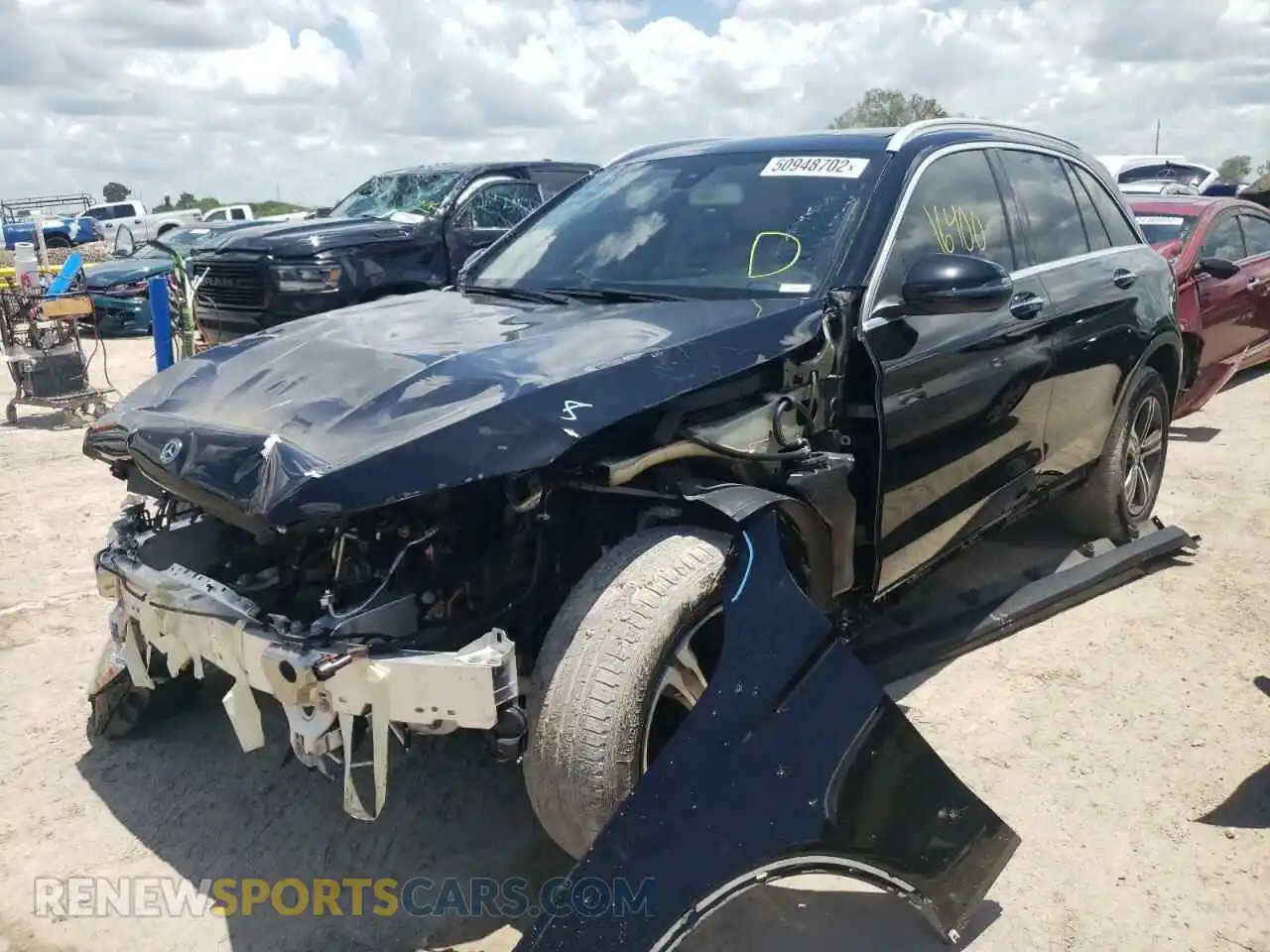 2 Photograph of a damaged car WDC0G4KB8KV195993 MERCEDES-BENZ GLC-CLASS 2019