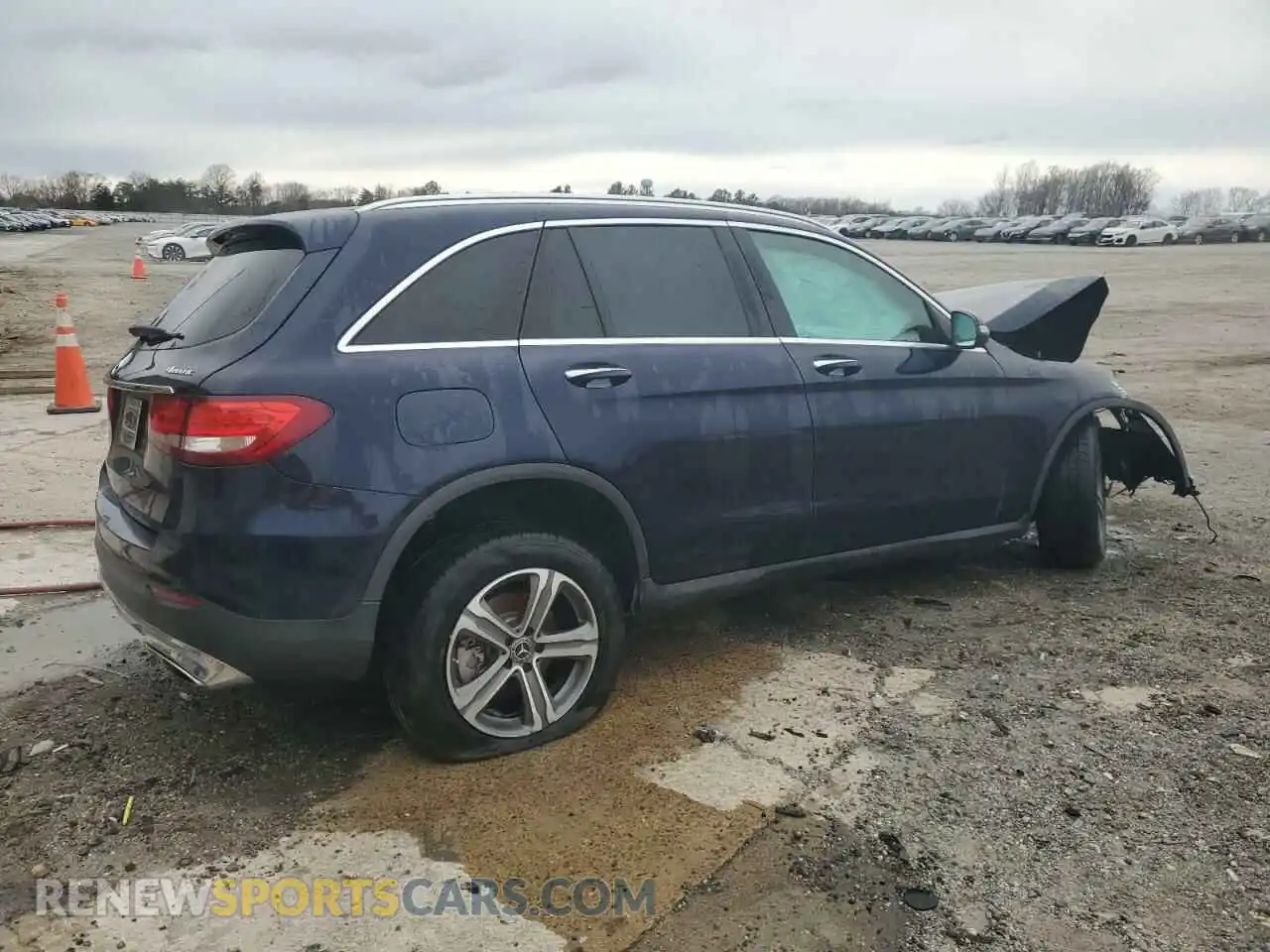 3 Фотография поврежденного автомобиля WDC0G4KBXKF576688 MERCEDES-BENZ GLC-CLASS 2019