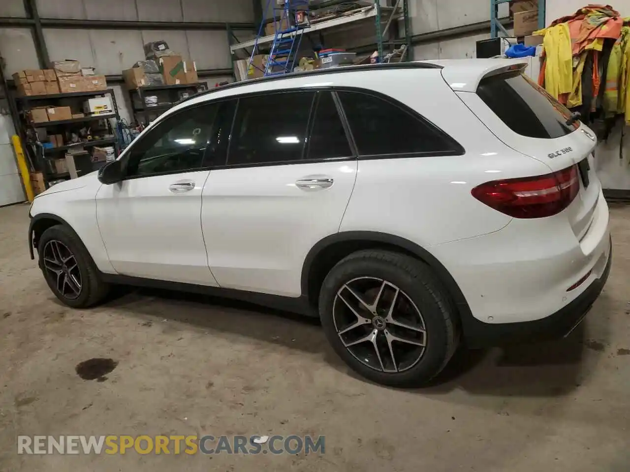 2 Фотография поврежденного автомобиля WDC0G4KBXKV181075 MERCEDES-BENZ GLC-CLASS 2019