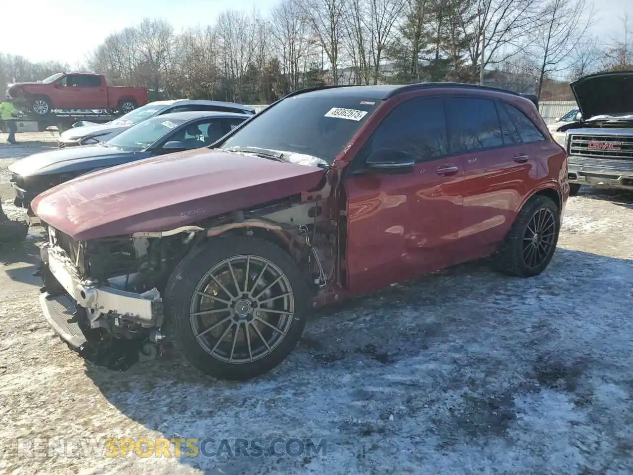 1 Photograph of a damaged car WDC0G8JB3KF489093 MERCEDES-BENZ GLC-CLASS 2019