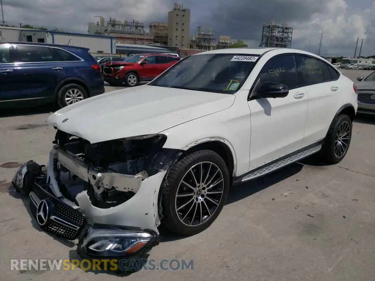 2 Photograph of a damaged car WDC0J4KB0KF499783 MERCEDES-BENZ GLC-CLASS 2019