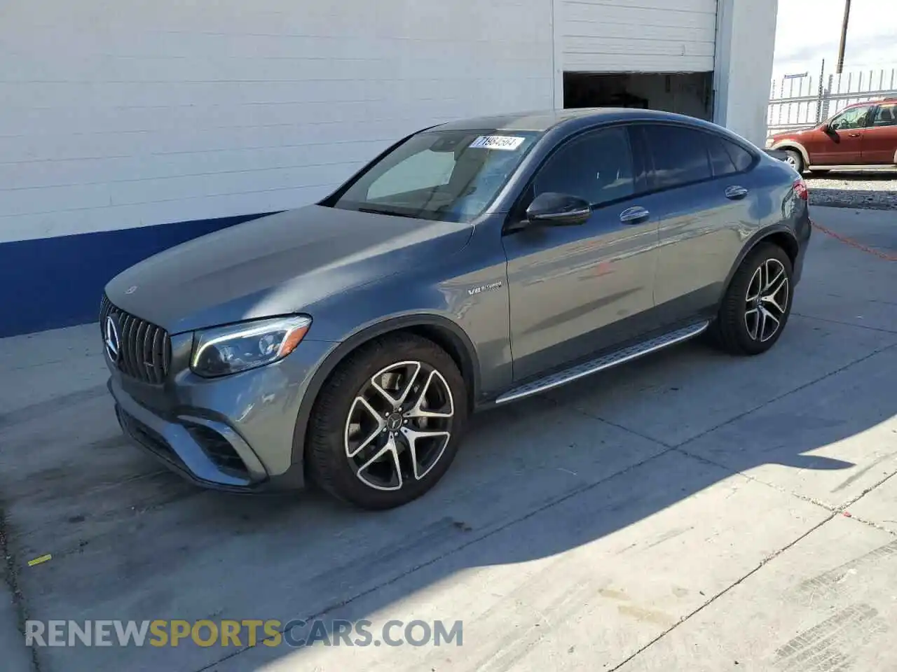 1 Фотография поврежденного автомобиля WDC0J8JB1KF488915 MERCEDES-BENZ GLC-CLASS 2019