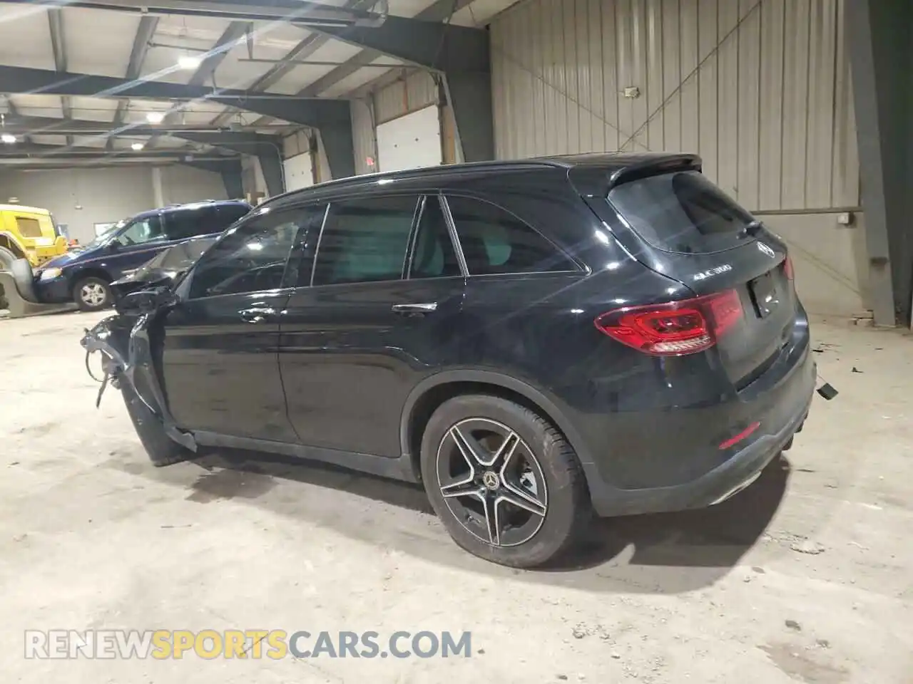 2 Photograph of a damaged car W1N0G8EB5LF838698 MERCEDES-BENZ GLC-CLASS 2020