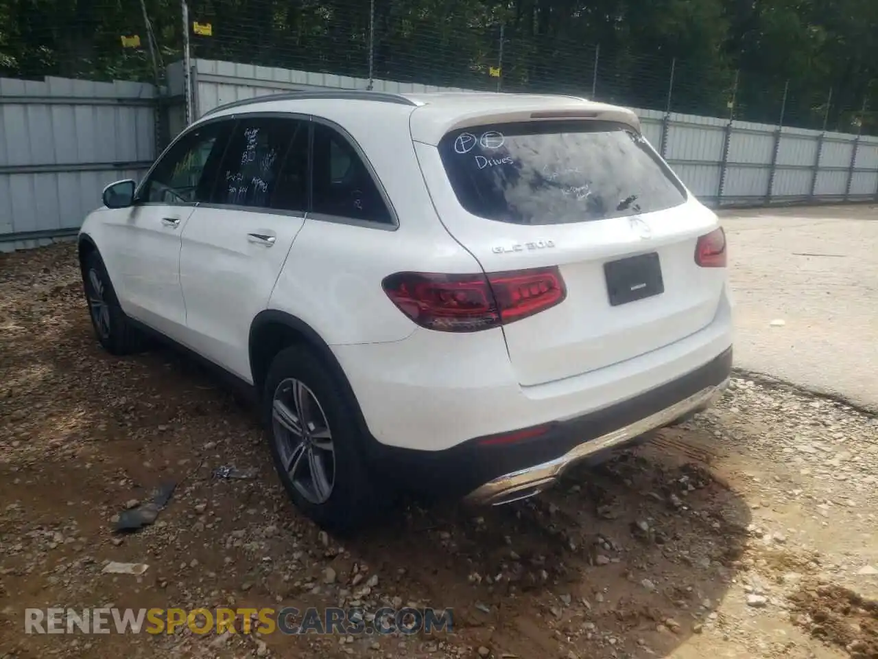 3 Photograph of a damaged car WDC0G8DB0LF751536 MERCEDES-BENZ GLC-CLASS 2020