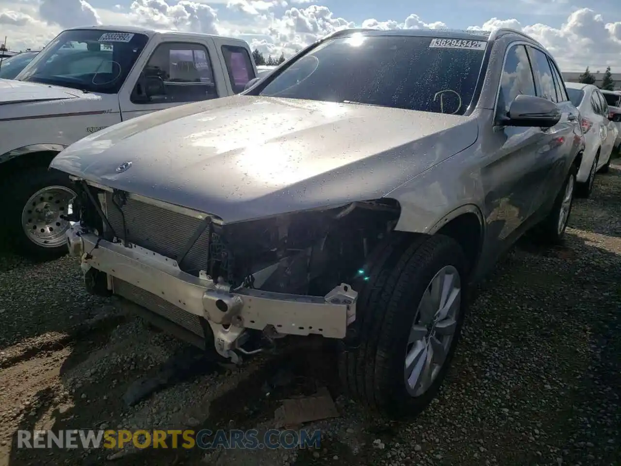 2 Photograph of a damaged car WDC0G8DB7LF744860 MERCEDES-BENZ GLC-CLASS 2020
