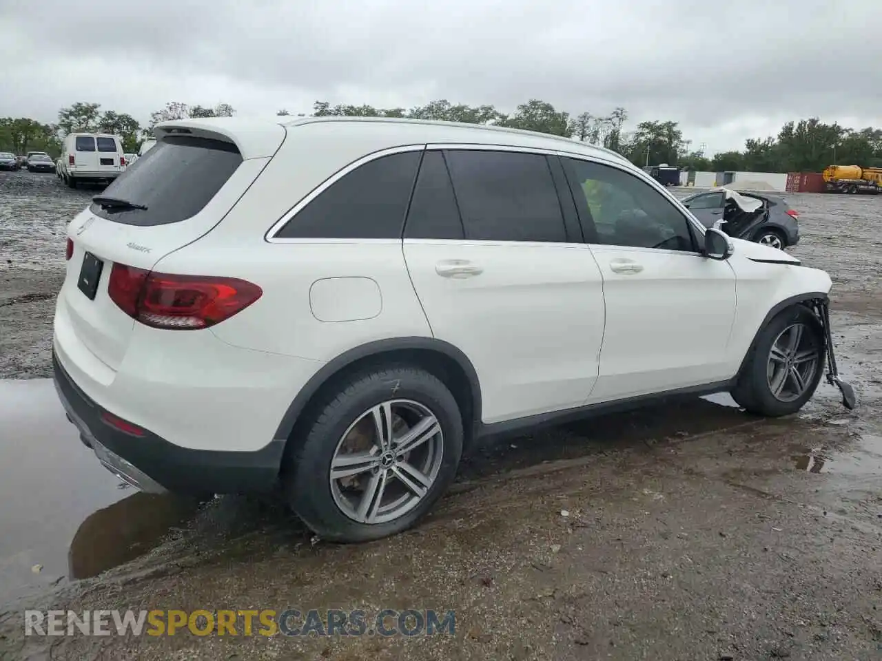 3 Photograph of a damaged car WDC0G8EB0LF701332 MERCEDES-BENZ GLC-CLASS 2020