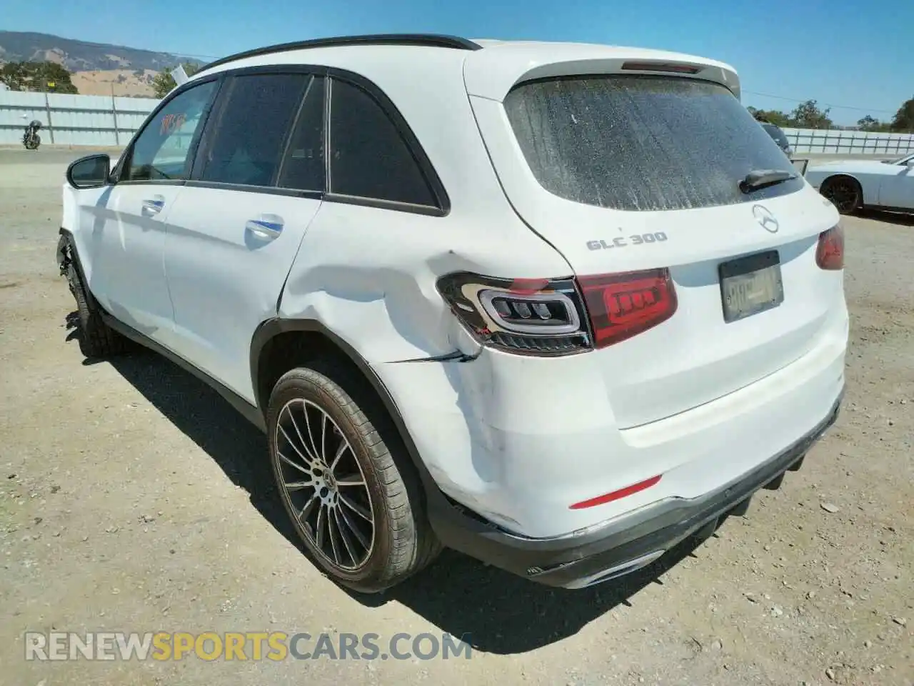 3 Photograph of a damaged car WDC0G8EB0LF726859 MERCEDES-BENZ GLC-CLASS 2020