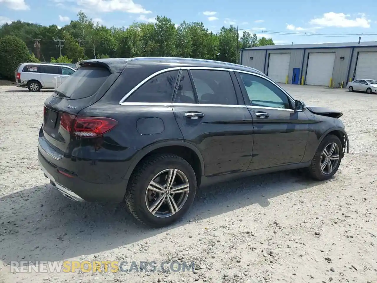 3 Photograph of a damaged car WDC0G8EB2LF685263 MERCEDES-BENZ GLC-CLASS 2020