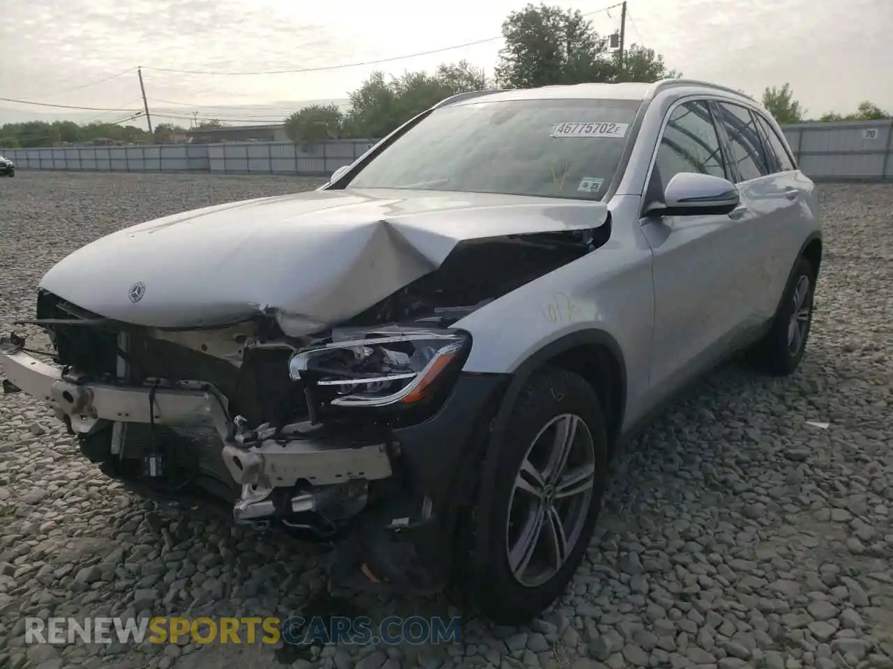 2 Photograph of a damaged car WDC0G8EB5LF711595 MERCEDES-BENZ GLC-CLASS 2020