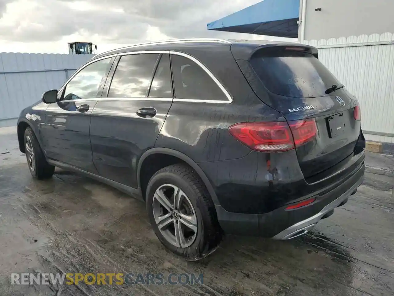 2 Photograph of a damaged car WDC0G8EB9LF722518 MERCEDES-BENZ GLC-CLASS 2020