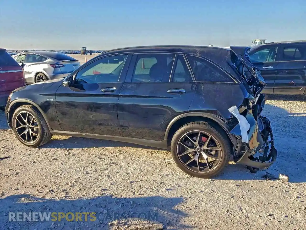 2 Photograph of a damaged car W1N0G6EB3MF946923 MERCEDES-BENZ GLC-CLASS 2021