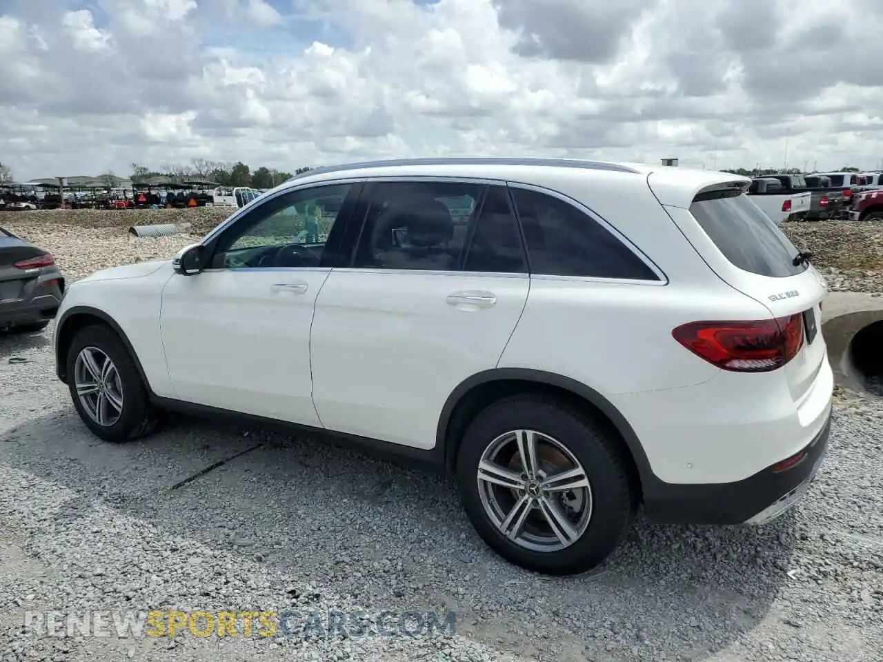 2 Photograph of a damaged car W1N0G8DB5MV266119 MERCEDES-BENZ GLC-CLASS 2021