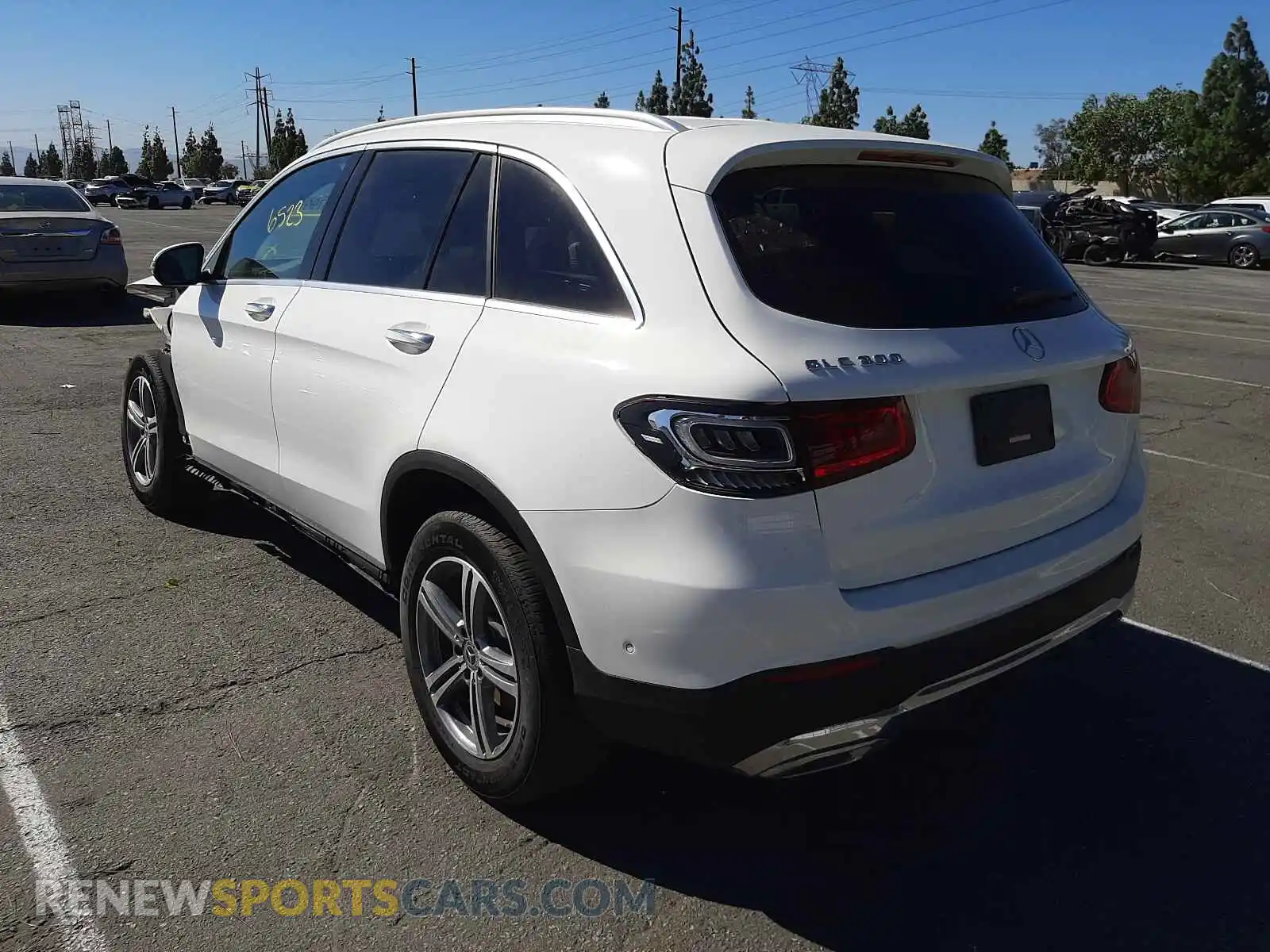 3 Photograph of a damaged car W1N0G8DB9MF871318 MERCEDES-BENZ GLC-CLASS 2021