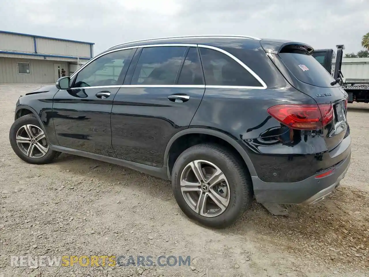 2 Photograph of a damaged car W1N0G8DB9MF941867 MERCEDES-BENZ GLC-CLASS 2021