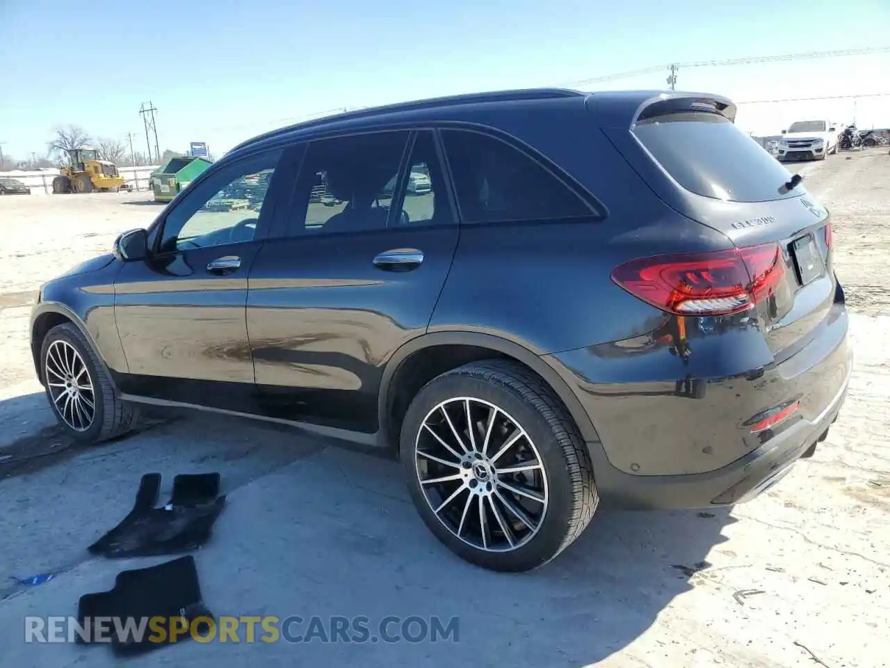 2 fotografías del automóvil dañado W1N0G8DB9MF960242 MERCEDES-BENZ GLC-CLASS 2021