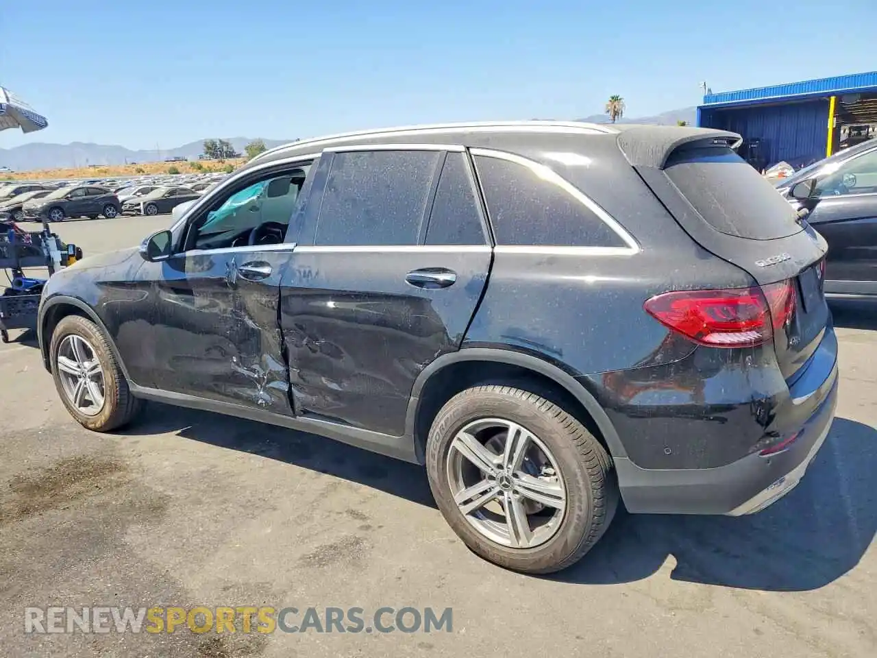 2 Photograph of a damaged car W1N0G8DBXMF912510 MERCEDES-BENZ GLC-CLASS 2021