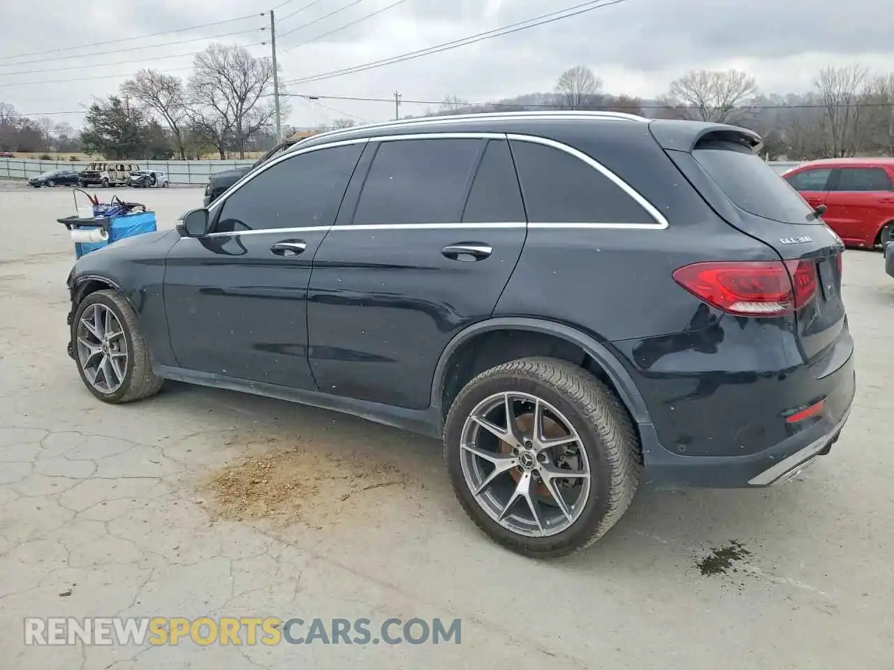 2 Photograph of a damaged car W1N0G8DBXMF933177 MERCEDES-BENZ GLC-CLASS 2021