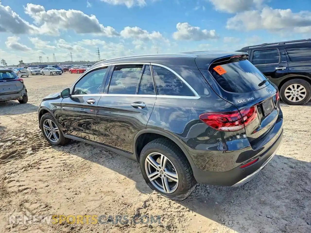 2 Photograph of a damaged car W1N0G8DBXMV263877 MERCEDES-BENZ GLC-CLASS 2021