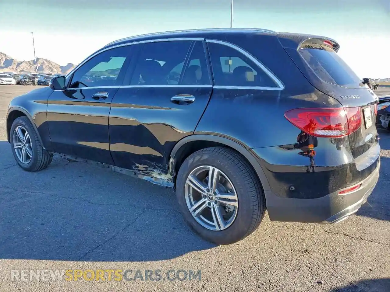 2 Photograph of a damaged car W1N0G8DBXMV275401 MERCEDES-BENZ GLC-CLASS 2021