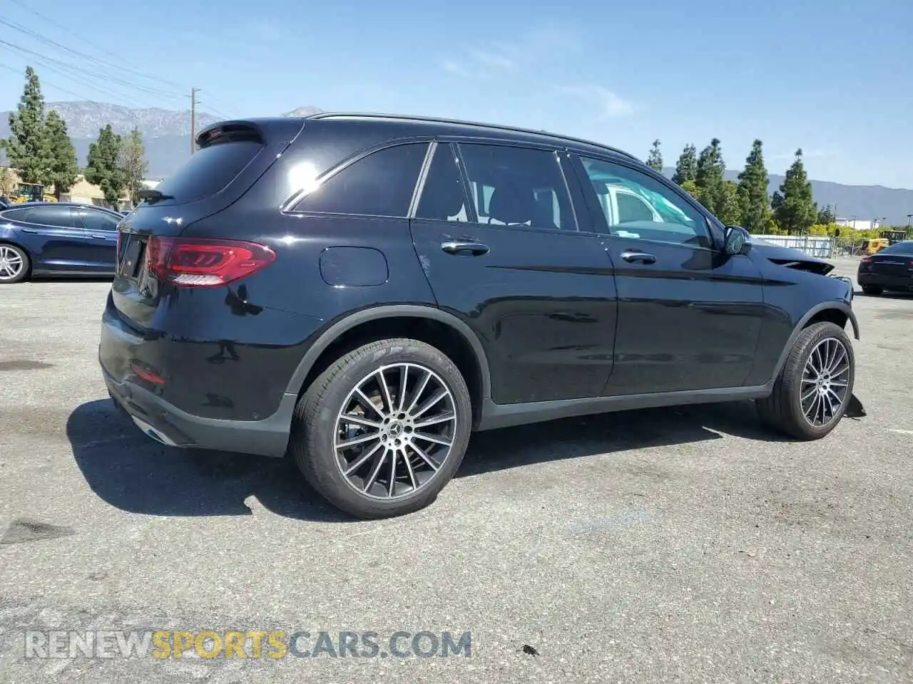 3 Photograph of a damaged car W1N0G8EB0MF902731 MERCEDES-BENZ GLC-CLASS 2021