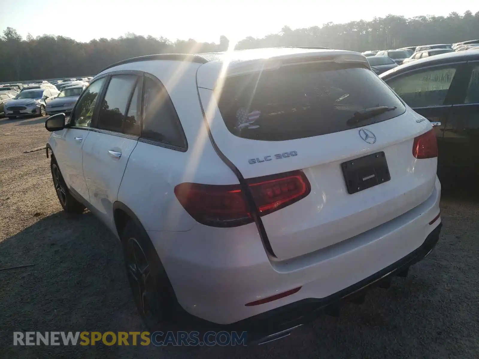 3 Photograph of a damaged car W1N0G8EB2MF959142 MERCEDES-BENZ GLC-CLASS 2021