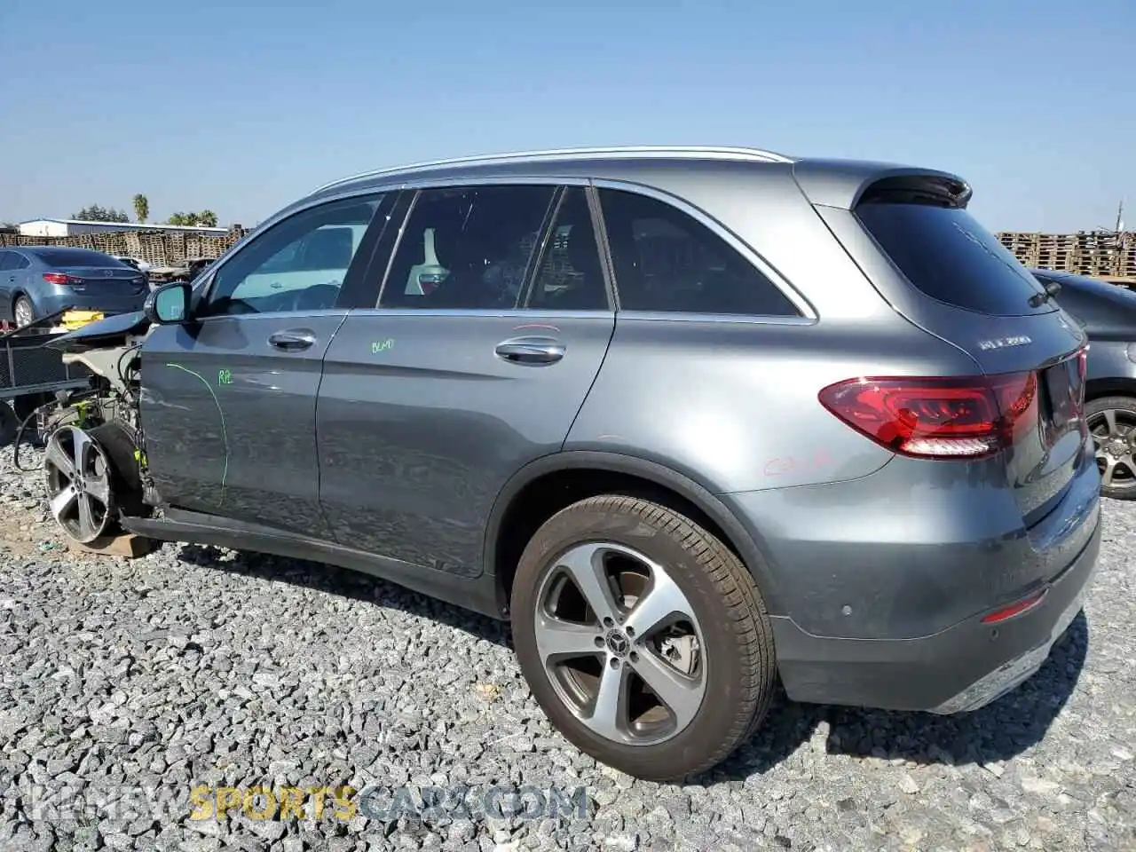 2 Photograph of a damaged car W1N0G8EB4MF963127 MERCEDES-BENZ GLC-CLASS 2021