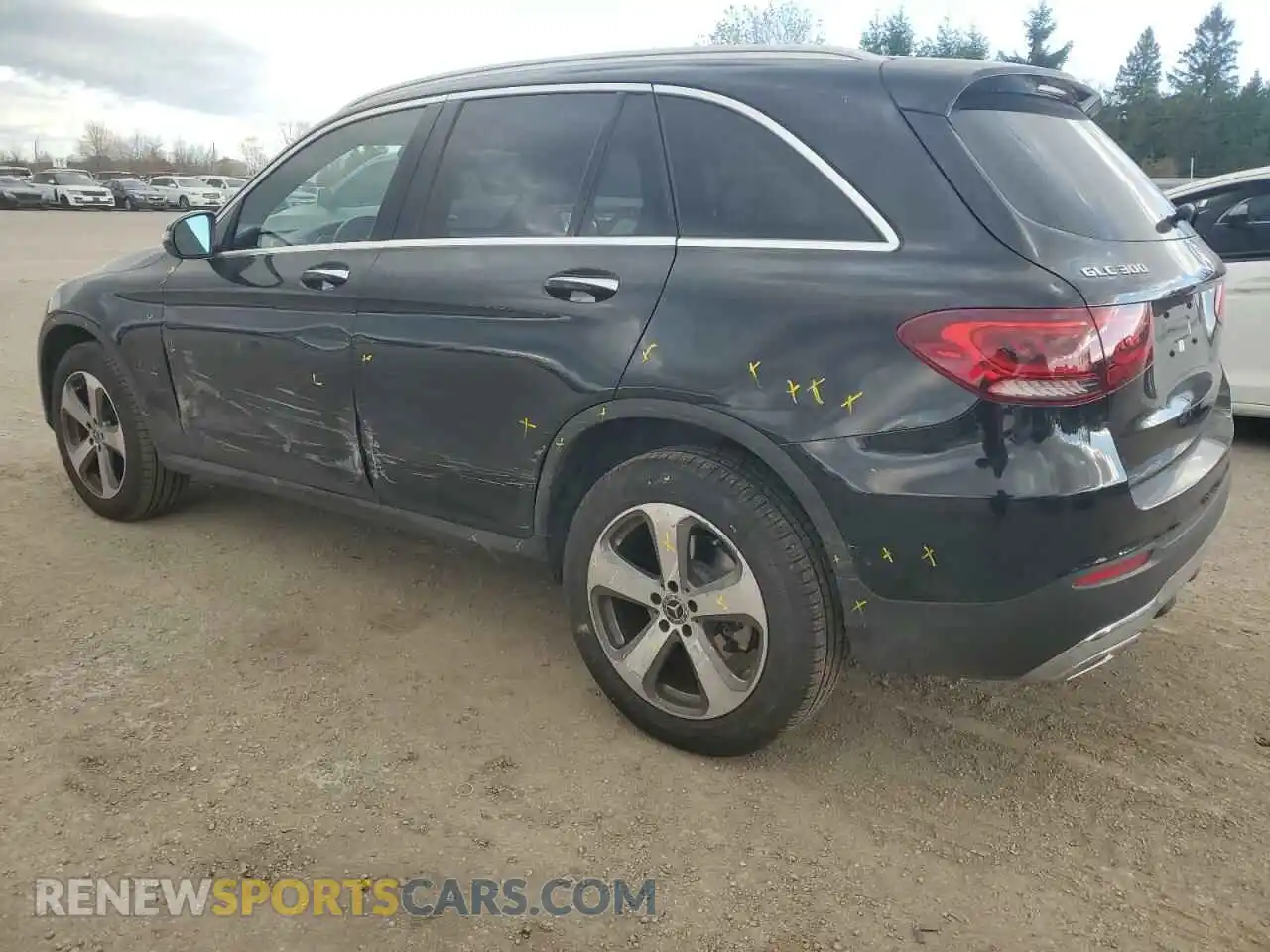 2 Photograph of a damaged car W1N0G8EB7MV268436 MERCEDES-BENZ GLC-CLASS 2021