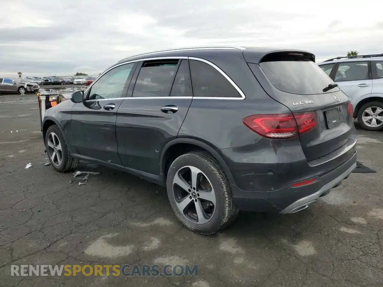 2 Photograph of a damaged car W1N0G8EB8MF925559 MERCEDES-BENZ GLC-CLASS 2021