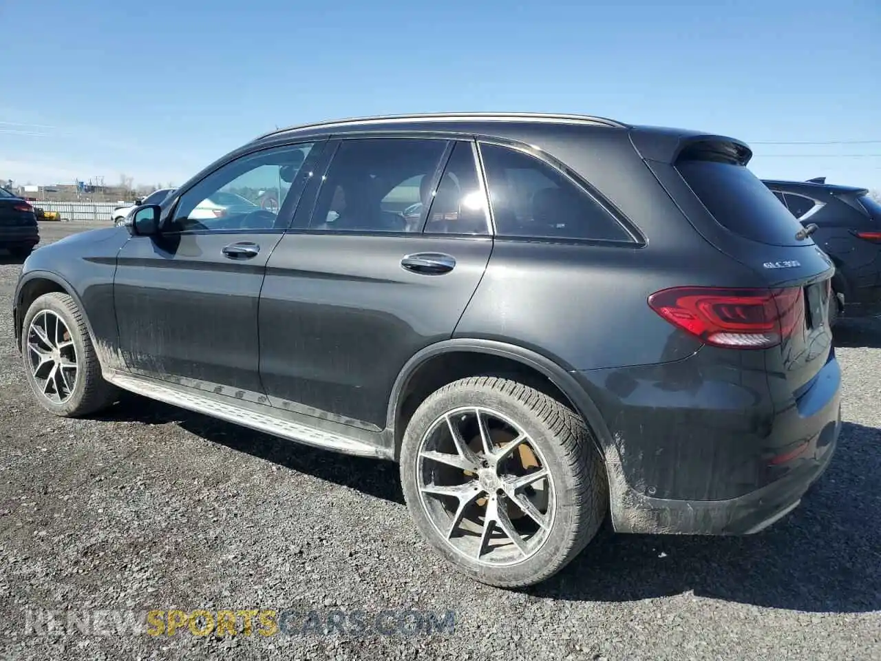 2 Photograph of a damaged car W1N0G8EBXMV279320 MERCEDES-BENZ GLC-CLASS 2021