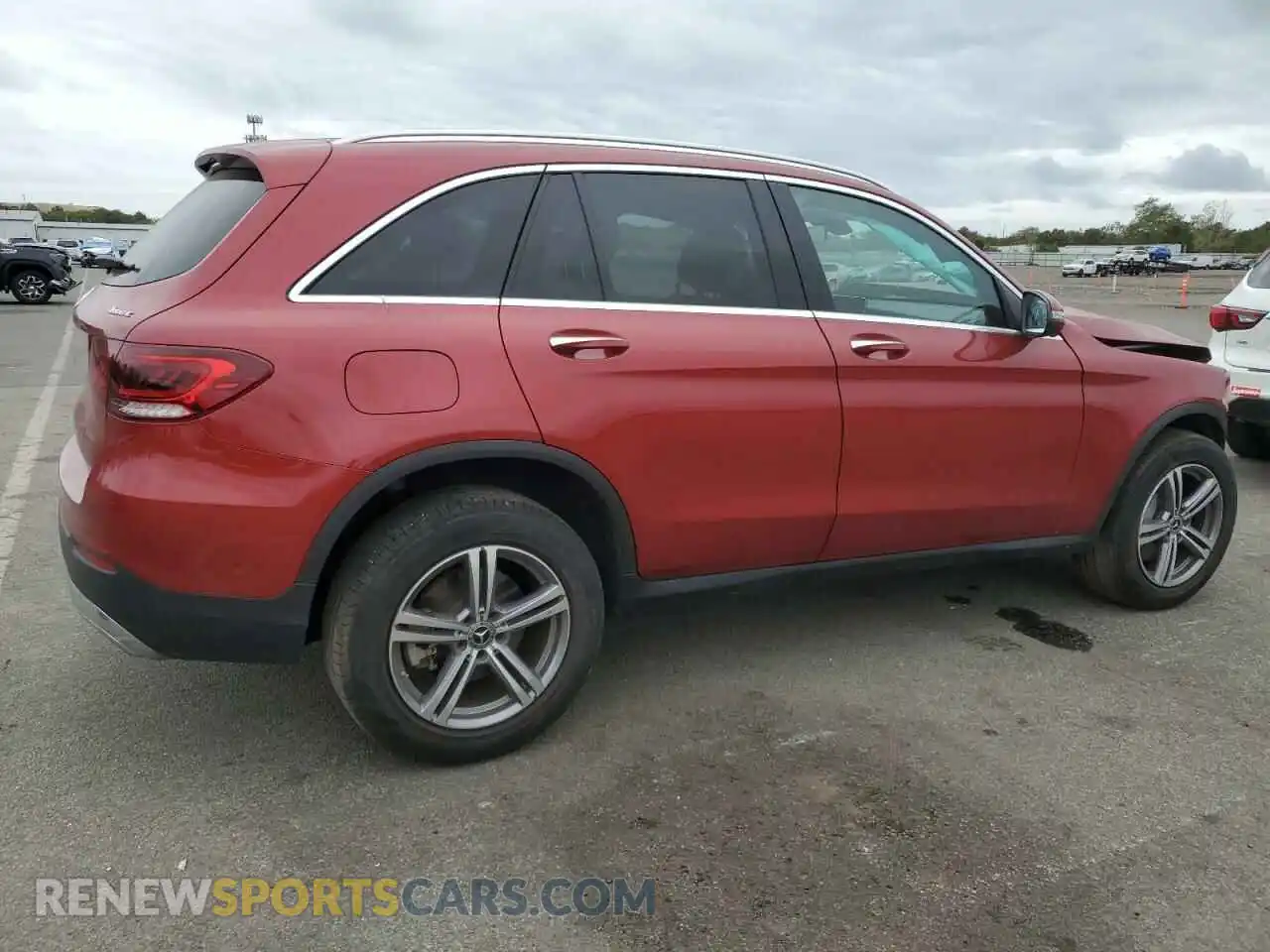 3 Photograph of a damaged car W1N0G8EBXMV305964 MERCEDES-BENZ GLC-CLASS 2021
