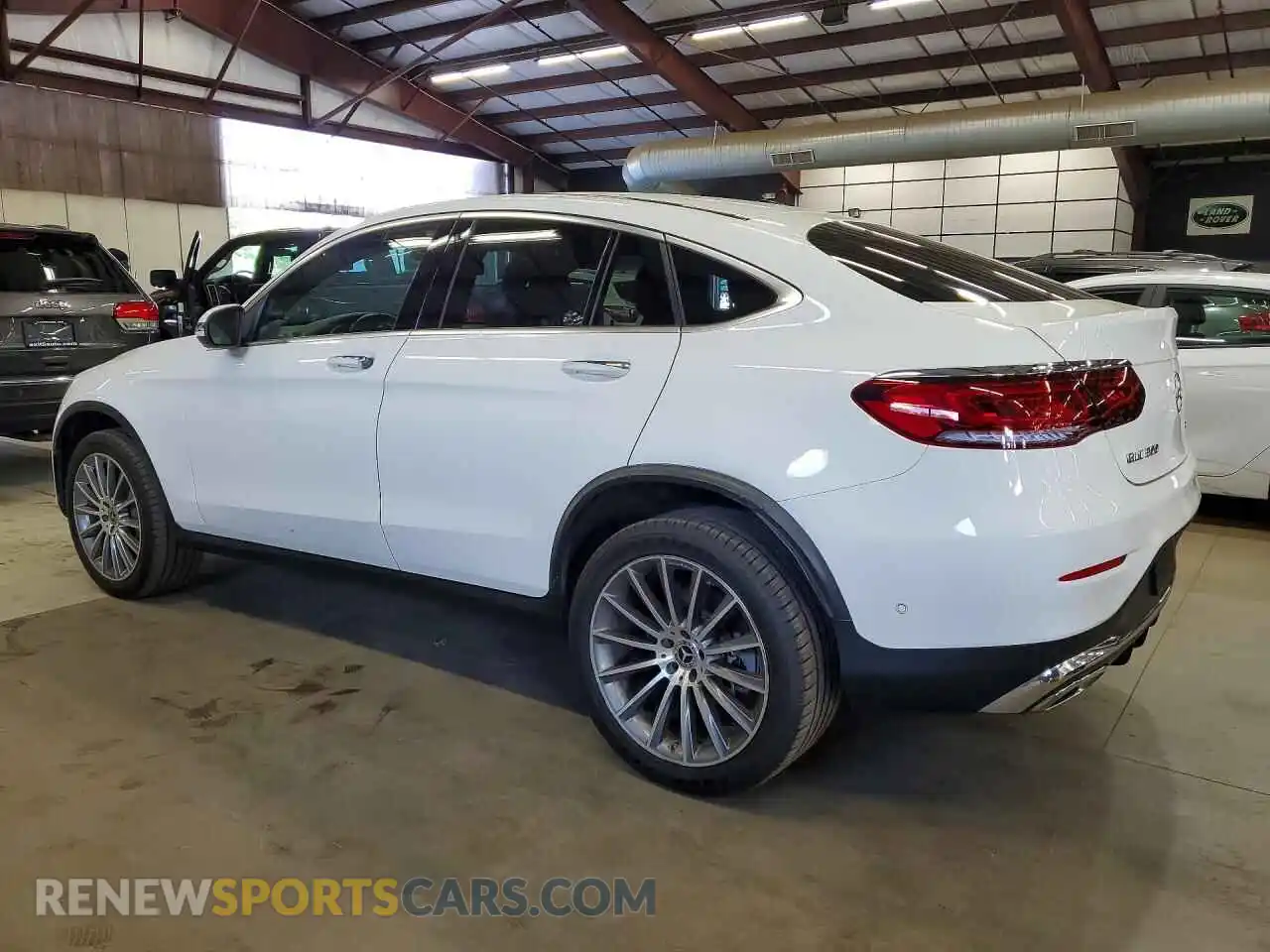 2 Photograph of a damaged car W1N0J8EB3MF923557 MERCEDES-BENZ GLC-CLASS 2021