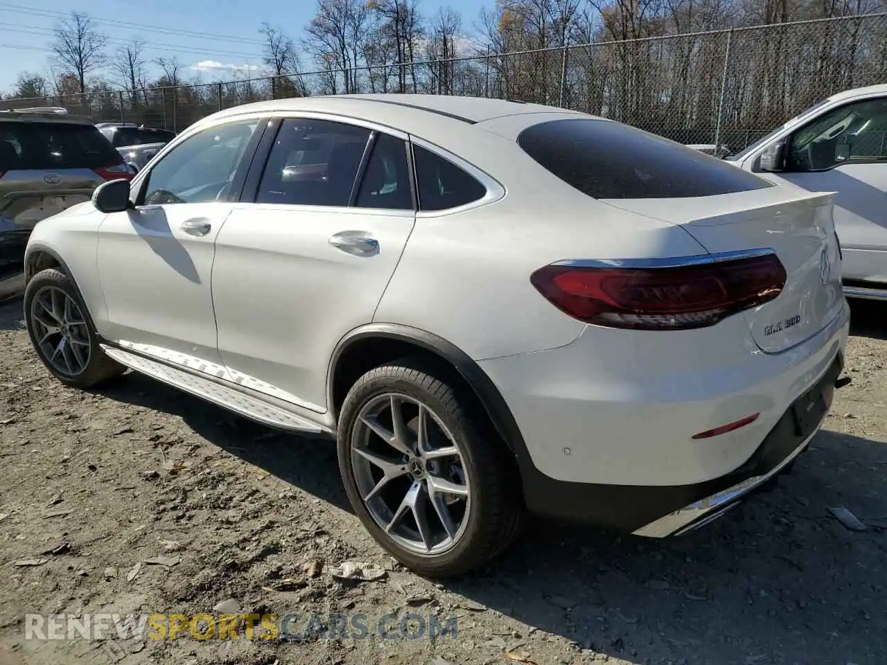 2 Photograph of a damaged car W1N0J8EB4MF892643 MERCEDES-BENZ GLC-CLASS 2021