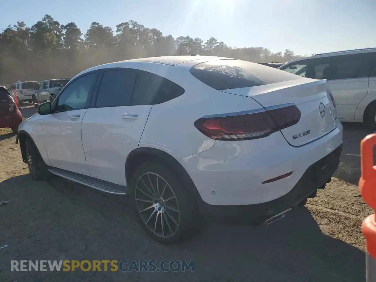 2 Photograph of a damaged car W1N0J8EB6MF873138 MERCEDES-BENZ GLC-CLASS 2021