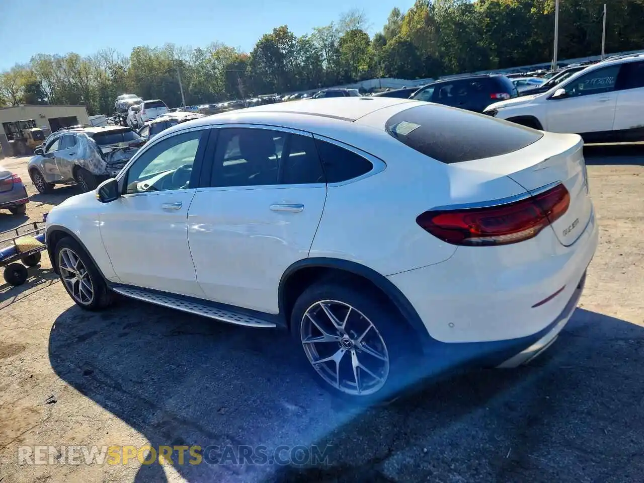 2 Photograph of a damaged car W1N0J8EB6MF951563 MERCEDES-BENZ GLC-CLASS 2021