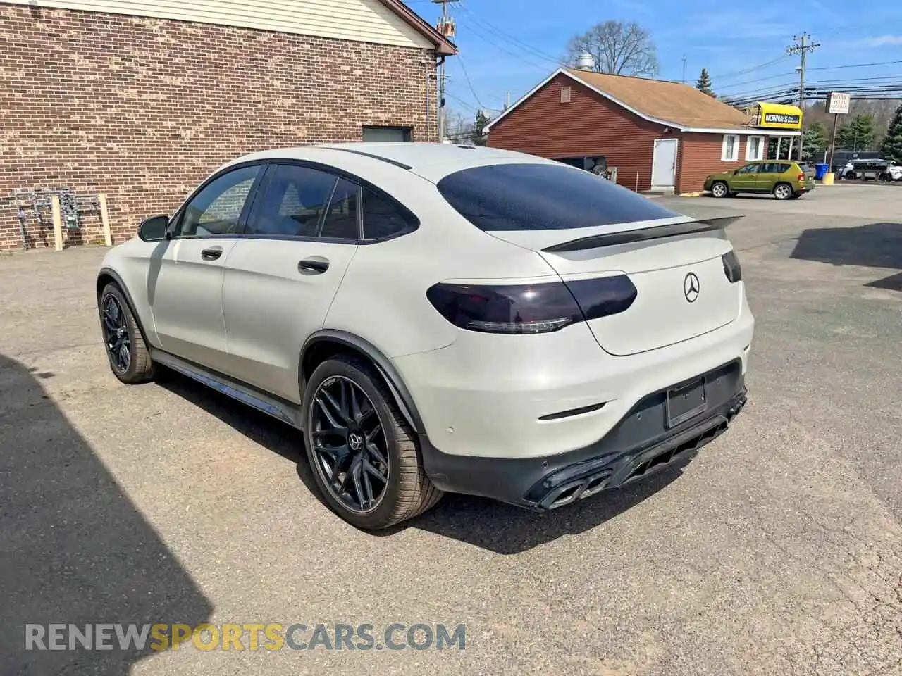 2 Photograph of a damaged car W1N0J8KB6MF868476 MERCEDES-BENZ GLC-CLASS 2021