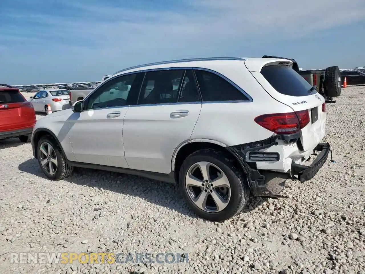 2 Photograph of a damaged car W1N0G8DB2NV374635 MERCEDES-BENZ GLC-CLASS 2022